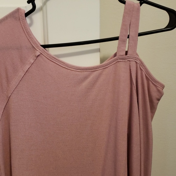 Cold Shoulder Top - Picture 2 of 2